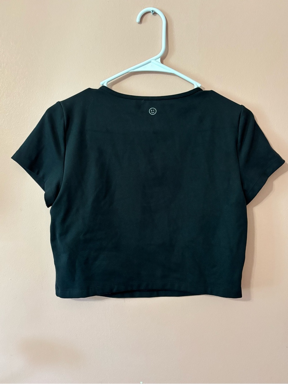 Gilly Hicks Black Short Sleeve Crop Top - Picture 2 of 3